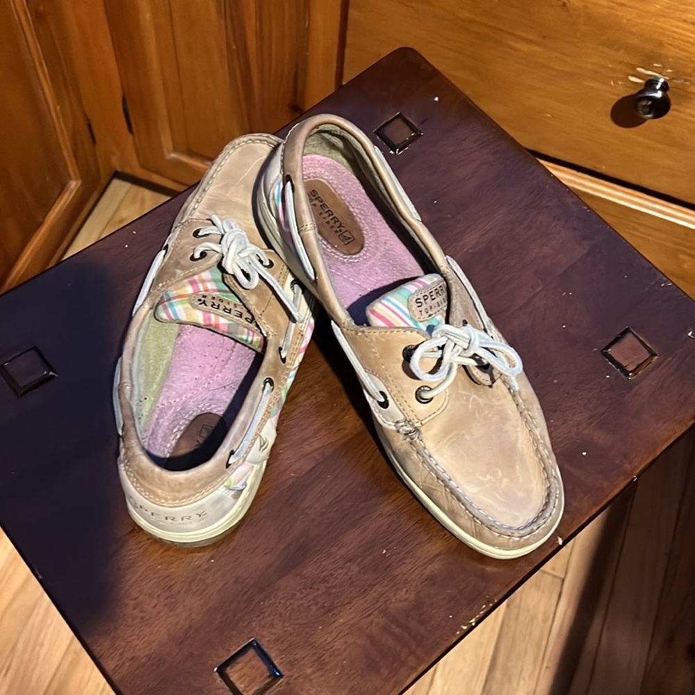 Leather Sperry Topsiders, broken in, great summer shoe, boat shoe